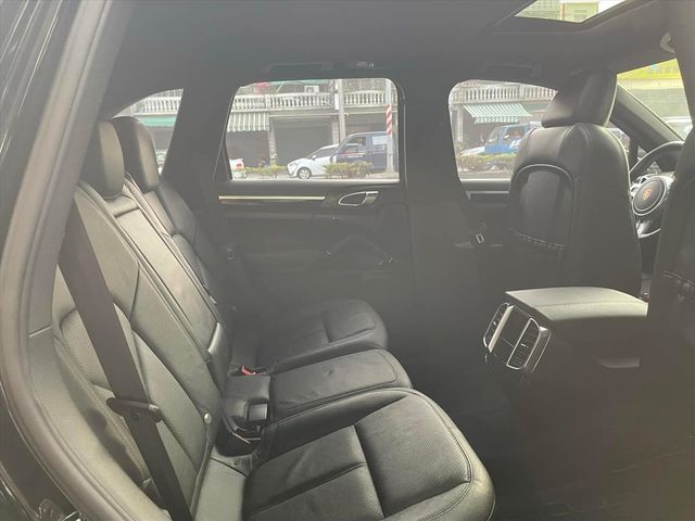 3.6L自然進氣,全車原鈑,已認證  第9張相片