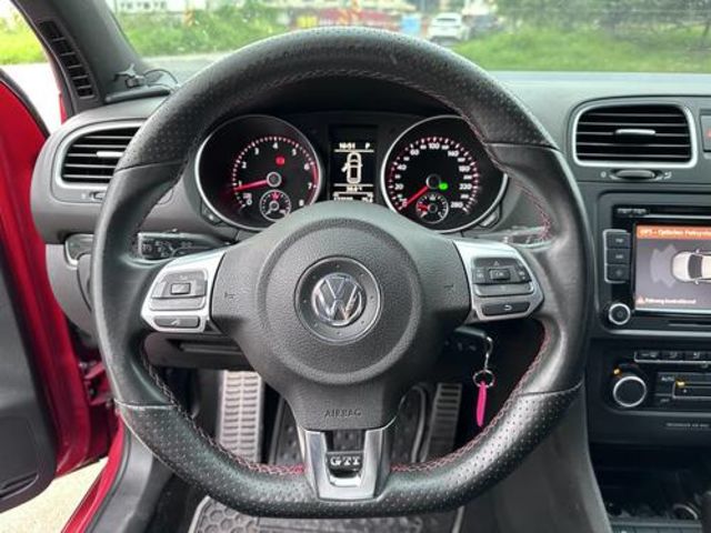 VOLKSWAGEN福斯 GOLF GTI  第8張相片