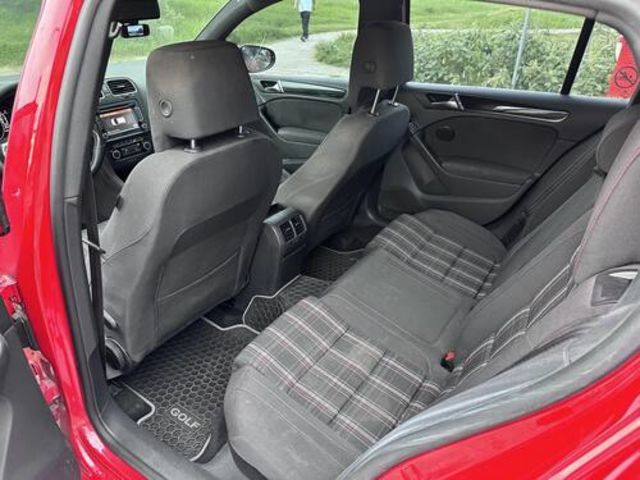 VOLKSWAGEN福斯 GOLF GTI  第13張相片