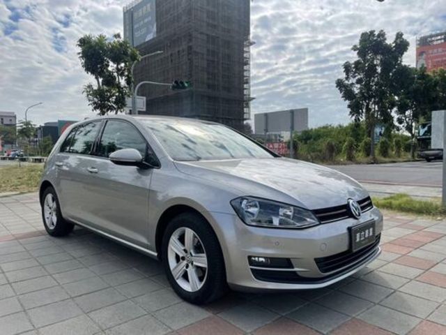 VOLKSWAGEN福斯 GOLF  第3張相片