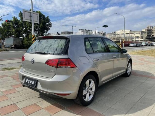 VOLKSWAGEN福斯 GOLF  第4張相片