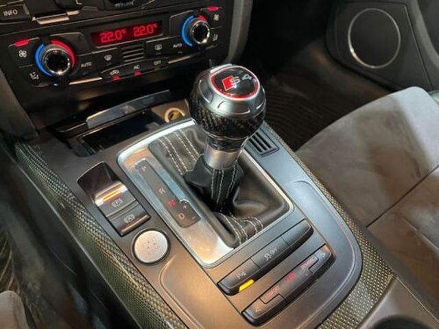 AUDI奧迪 S4  第11張相片