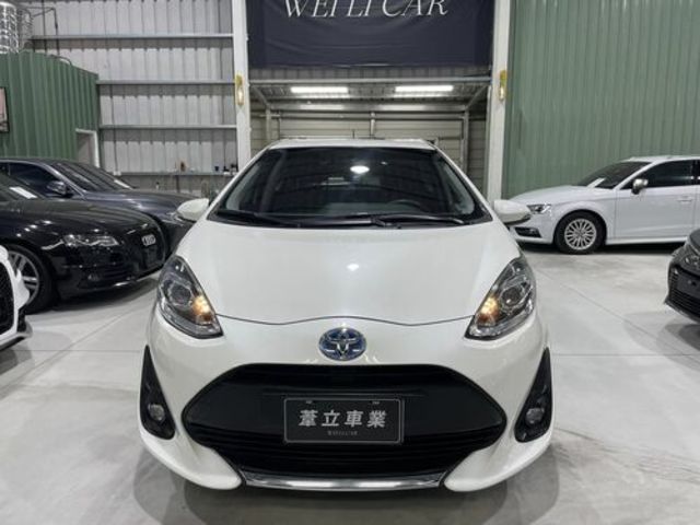 TOYOTA豐田 PRIUS C  第2張相片