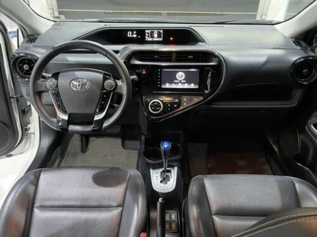 TOYOTA豐田 PRIUS C  第13張相片