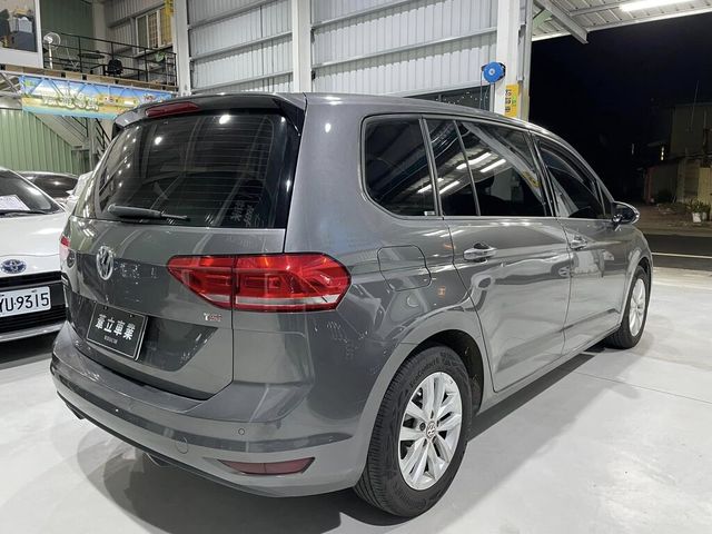 VOLKSWAGEN福斯 TOURAN  第4張相片