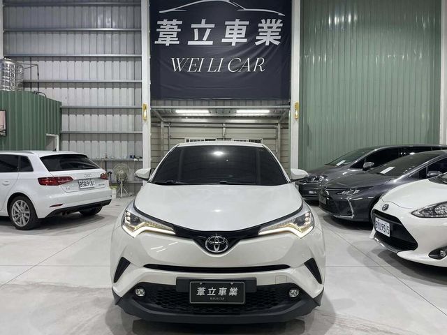 TOYOTA豐田 C-HR  第2張相片