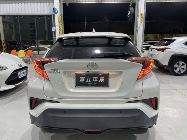 TOYOTA豐田 C-HR  第5張相片