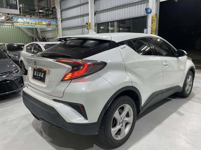 TOYOTA豐田 C-HR  第6張相片