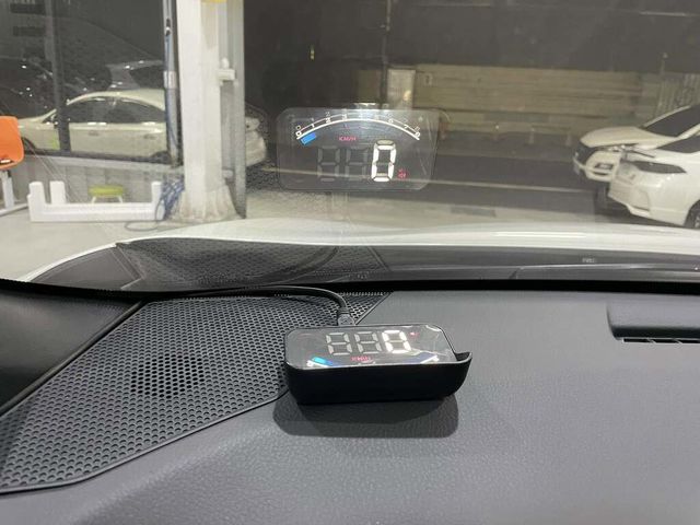 TOYOTA豐田 C-HR  第11張相片