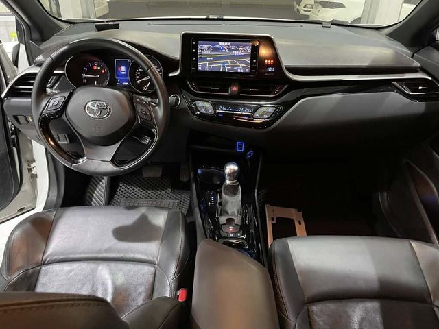 TOYOTA豐田 C-HR  第13張相片