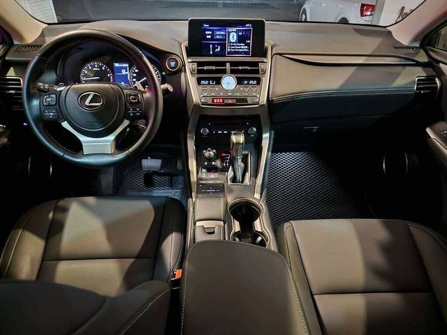 LEXUS凌志 NX200  第9張相片