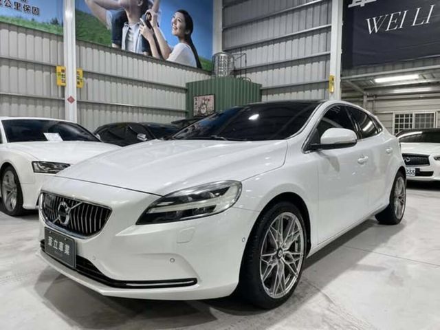 VOLVO富豪 V40  第1張相片