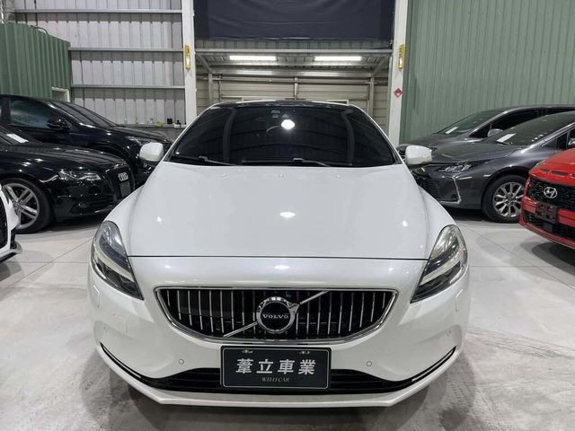 VOLVO富豪 V40  第3張相片