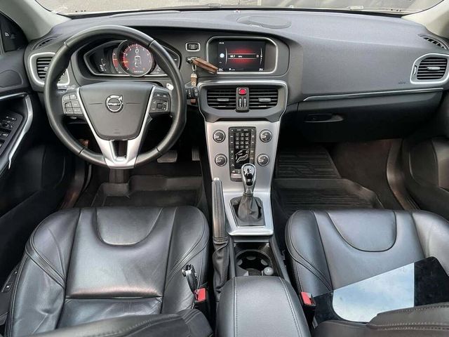 VOLVO富豪 V40  第17張相片
