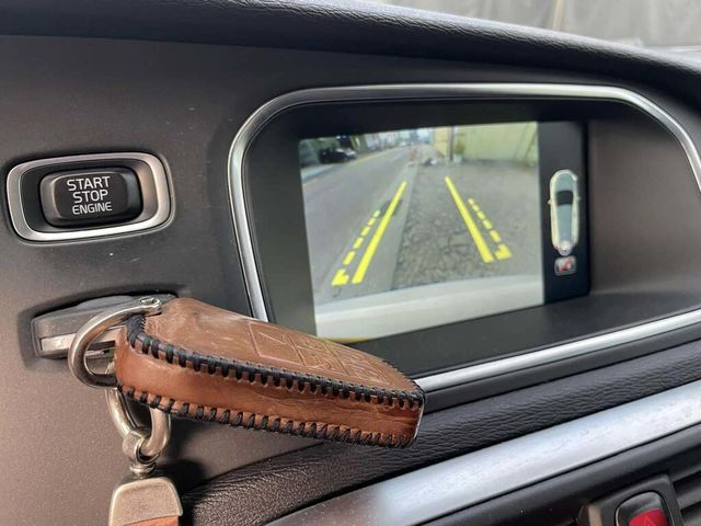 VOLVO富豪 V40  第23張相片