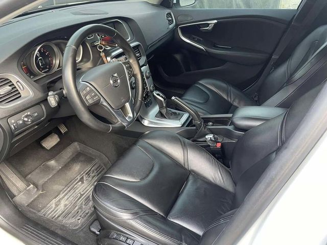 VOLVO富豪 V40  第25張相片