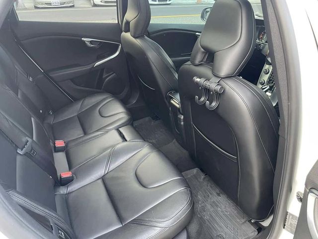 VOLVO富豪 V40  第27張相片