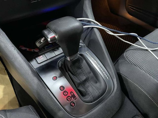 VOLKSWAGEN福斯 GOLF  第14張相片