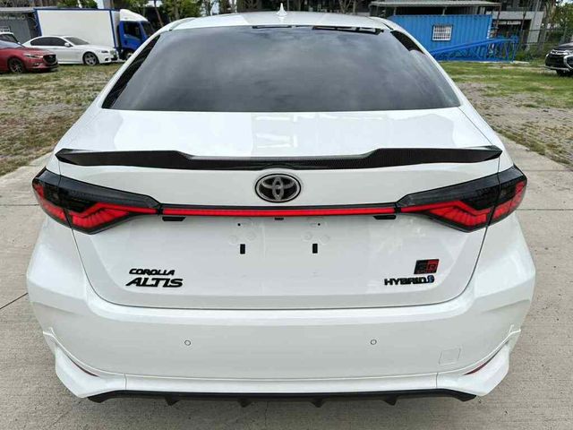 TOYOTA豐田 COROLLA ALTIS HYBRID  第2張相片
