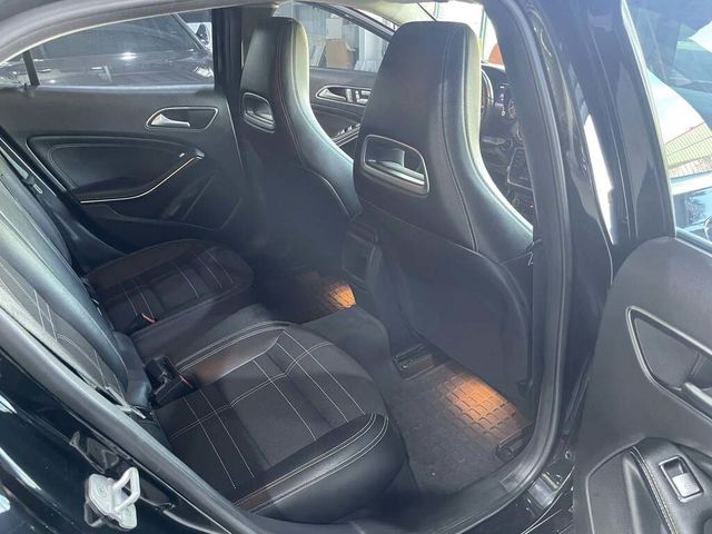 M-BENZ賓士 GLA200  第14張相片