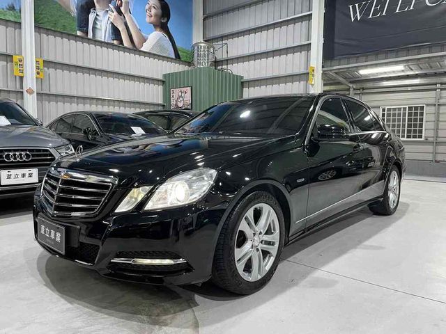 M-BENZ賓士 E200  第1張相片