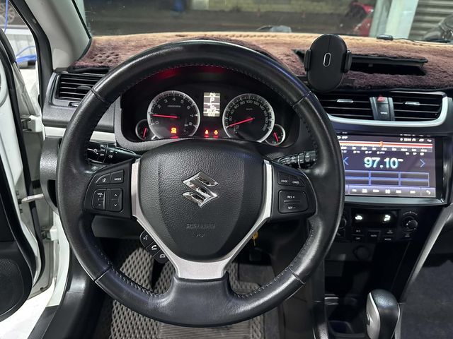 SUZUKI鈴木 SWIFT  第14張相片