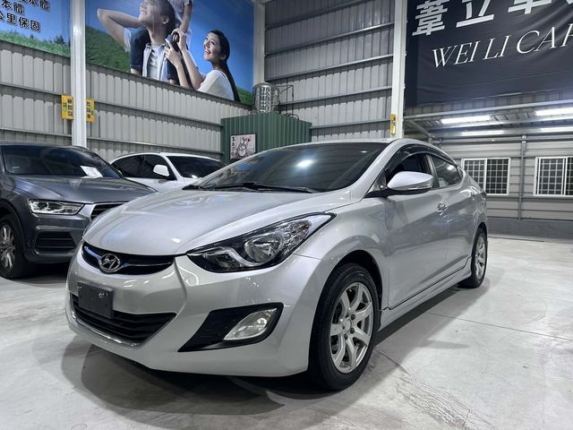 HYUNDAI現代 ELANTRA  第1張相片