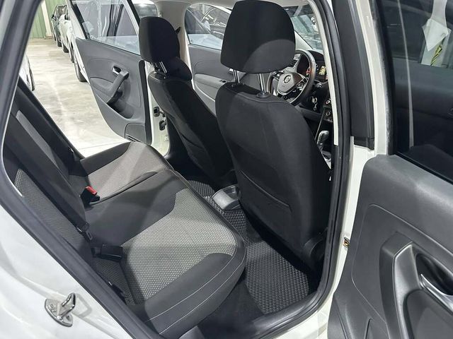 VOLKSWAGEN福斯 POLO  第10張相片