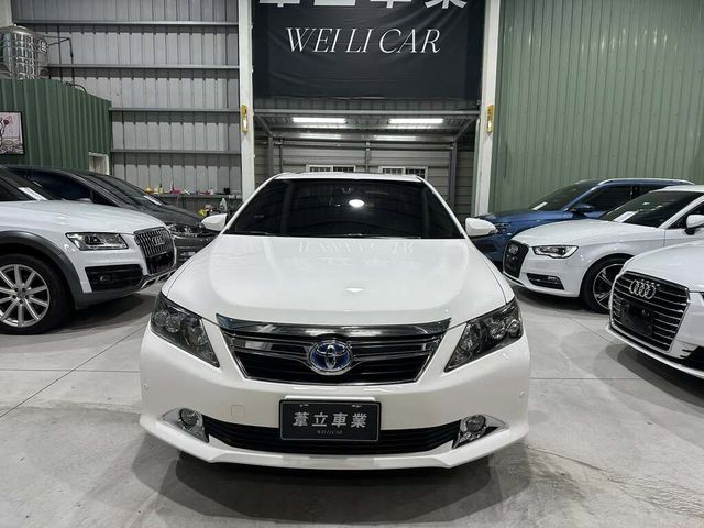 TOYOTA豐田 CAMRY HYBRID  第2張相片