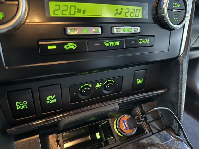 TOYOTA豐田 CAMRY HYBRID  第9張相片