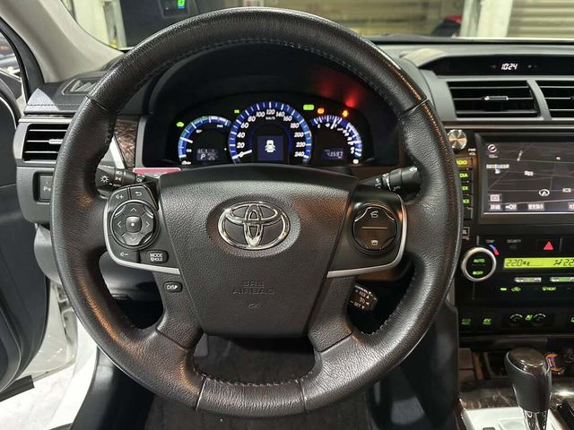 TOYOTA豐田 CAMRY HYBRID  第15張相片