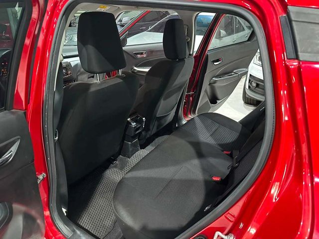 SUZUKI鈴木 SWIFT  第8張相片