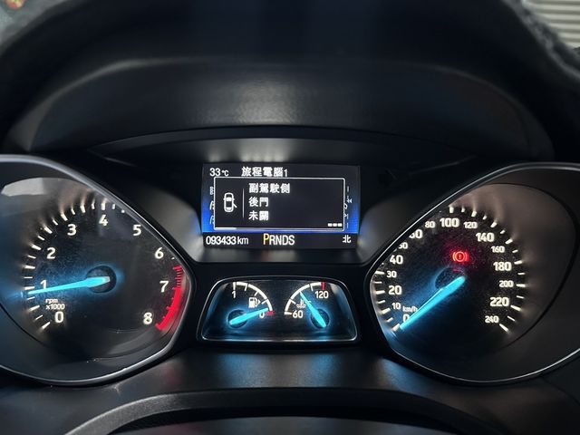 FORD福特 KUGA  第11張相片