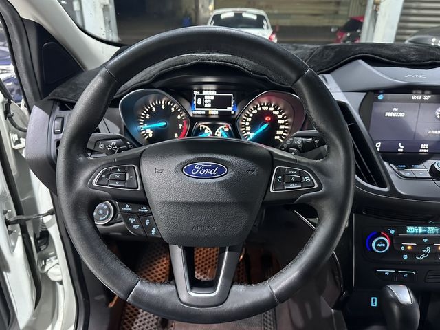 FORD福特 KUGA  第12張相片