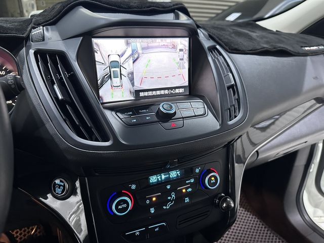 FORD福特 KUGA  第13張相片