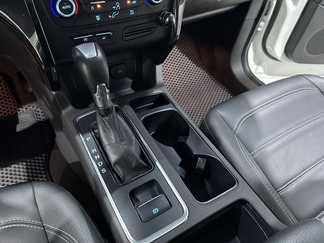 FORD福特 KUGA  第14張相片