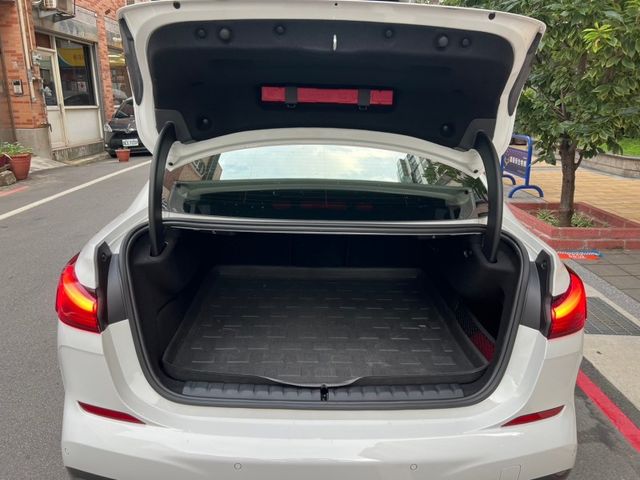 BMW/ 寶馬 218i  第1張相片