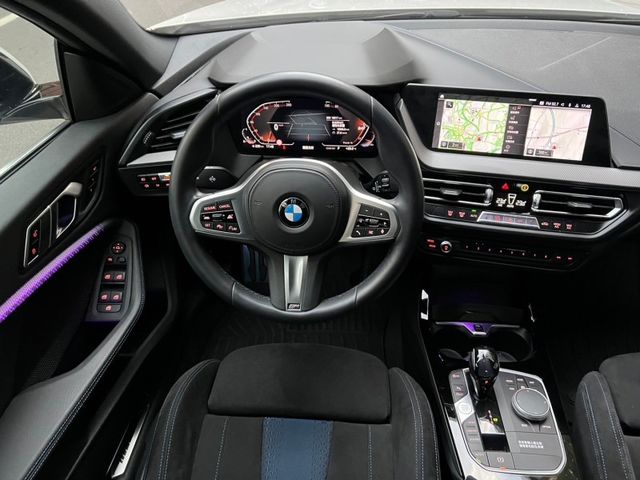 BMW/ 寶馬 218i  第13張相片