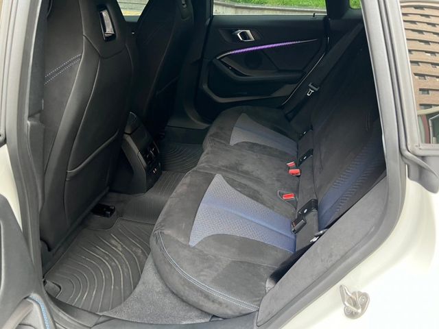 BMW/ 寶馬 218i  第16張相片