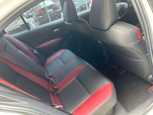Toyota ALTIS  第13張相片