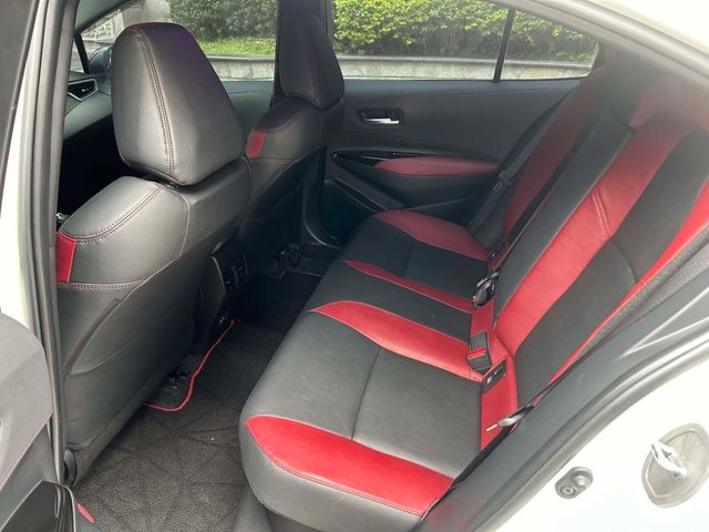 Toyota ALTIS  第14張相片