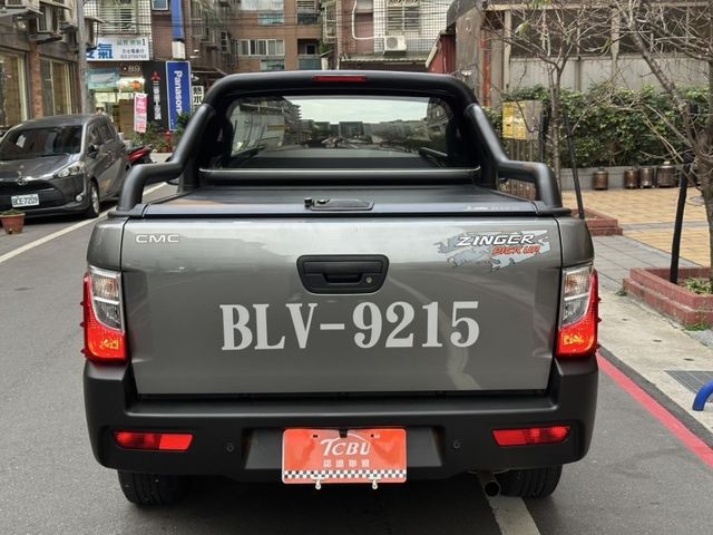 Mitsubishi Zinger  第8張相片