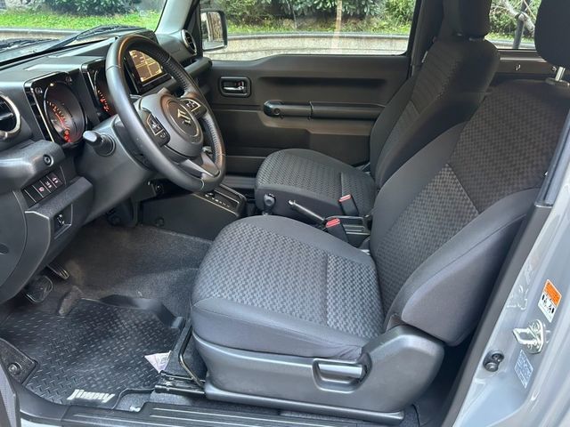 Suzuki Jimny  第11張相片