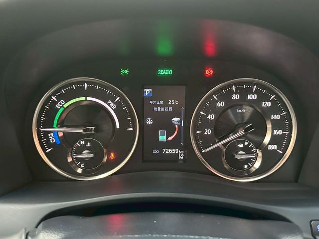 Toyota ALPHARD  第20張相片
