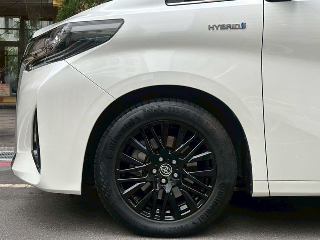 Toyota ALPHARD  第24張相片