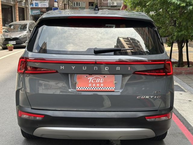 Hyundai Custin  第9張相片