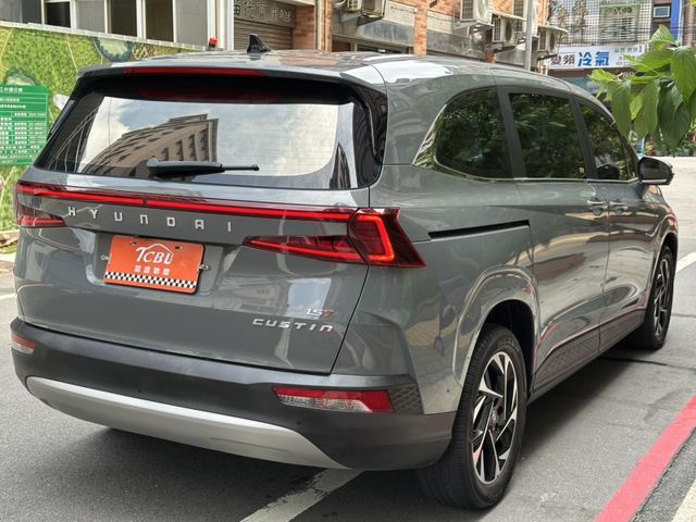 Hyundai Custin  第10張相片