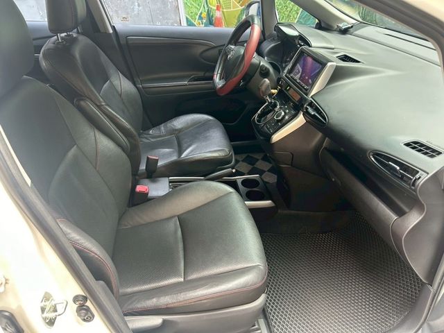 Toyota Wish  第12張相片