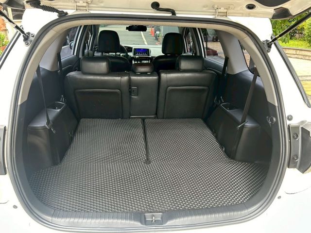 Toyota Wish  第19張相片