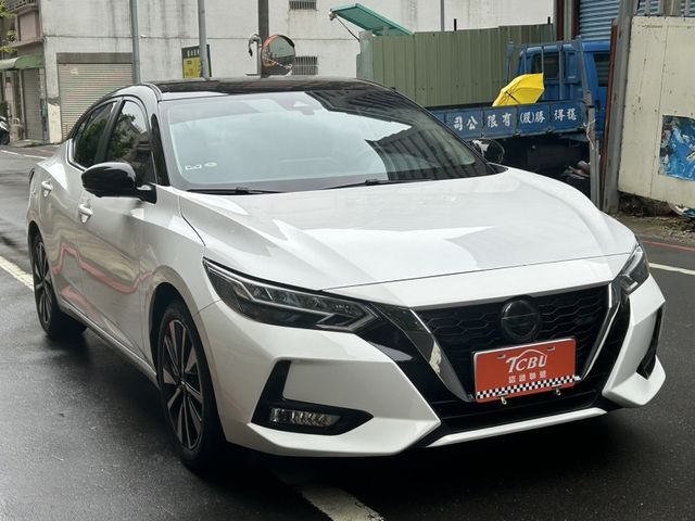 Nissan Sentra  第5張相片